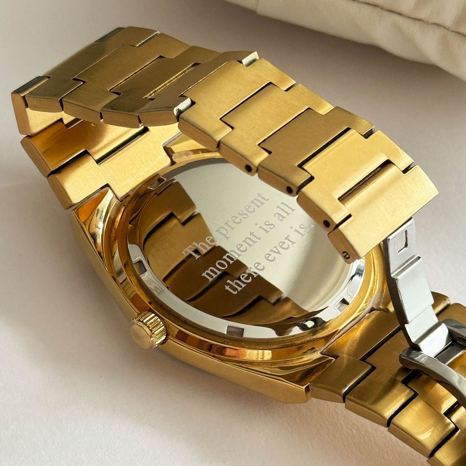 watch-back-small-square